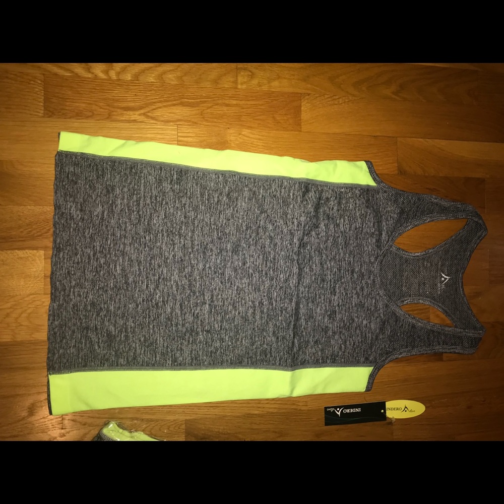 Two piece athletic wear